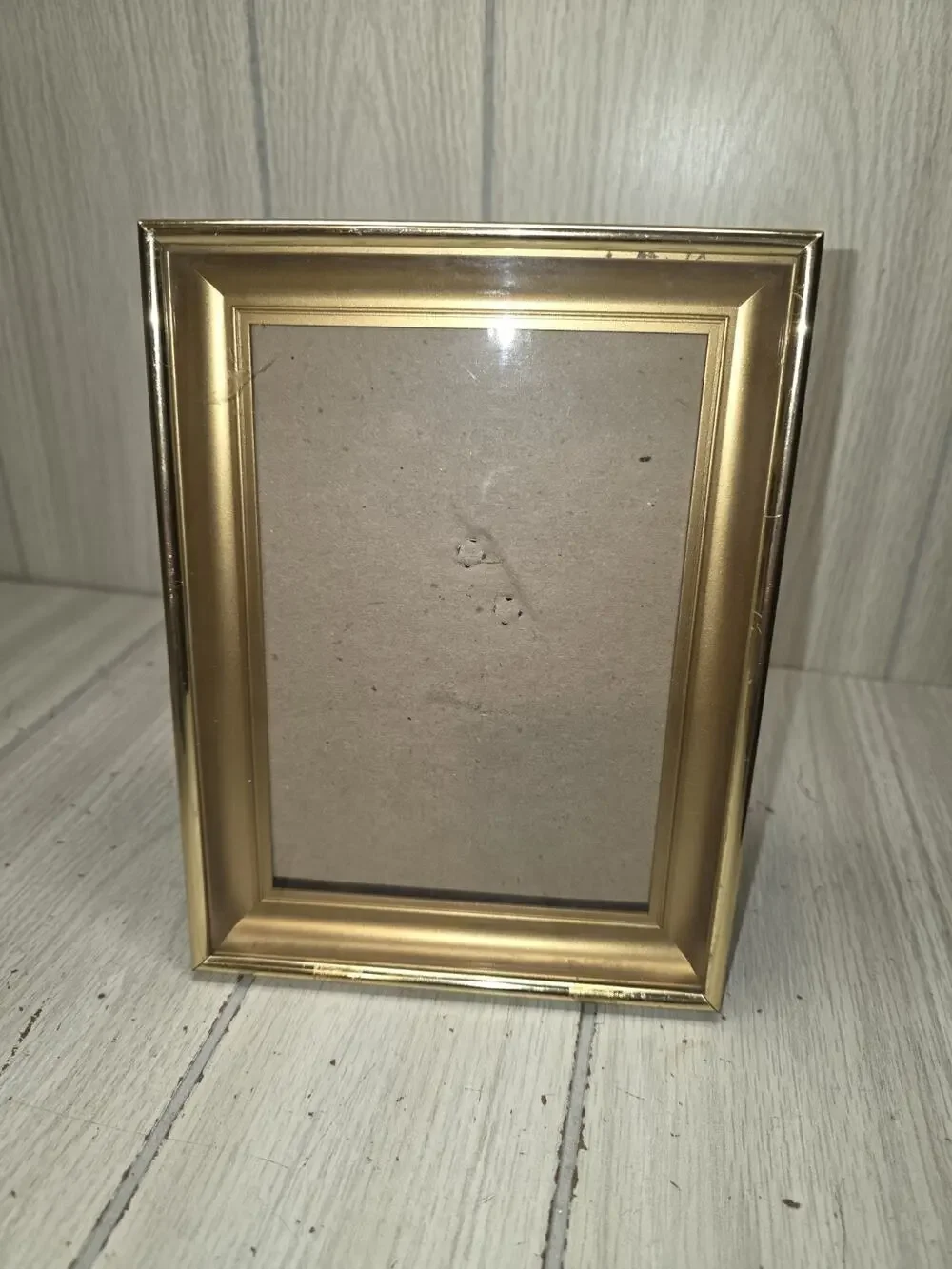 Vtg Picture Frame Gold Tone With Gold Border 5x7 Standing Easel Photo Frame